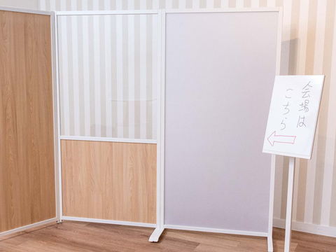 案内・誘導用として最適な一台
