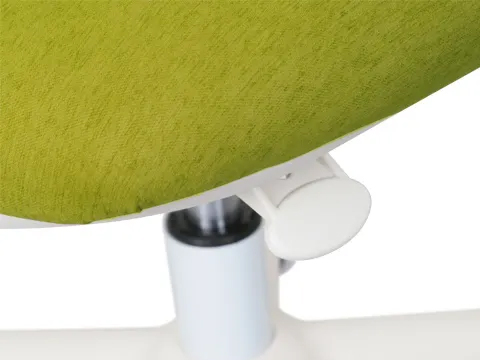 座面の昇降レバー