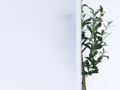 半透明のパネル