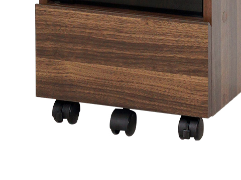 移動しやすいキャスター付き