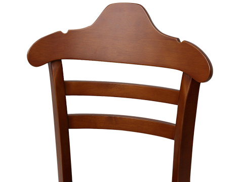 背もたれに上着を掛けられるハンガー形状